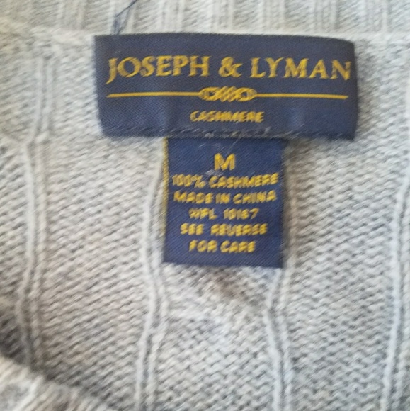 Light Blue Cashmere Sweater - Picture 4 of 4